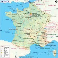 Voici dans l'ordre alphabétique la liste des 27 anciennes régions françaises et plus bas la liste des 18 nouvelles régions. France Map Map Of France Carte De France Carte Europe Voyage En France