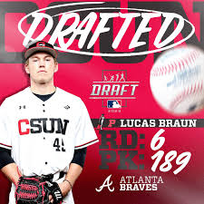 𝐍𝐞𝐱𝐭 𝐥𝐞𝐯𝐞𝐥. ⚾️ Congratulations to pitcher Lucas Braun for being  drafted in the 6th round by the @Braves! #GoMatadors