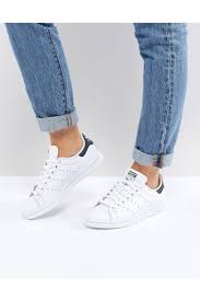 Un classique des courts depuis 1971, ces baskets stan smith pour femmes d'adidas originals sont džsormais un incontournable du streetwear. Stan Smith Baskets Femme Fashiola Fr Comparez Et Achetez