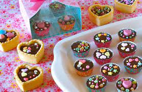 6 Homemade Japanese Valentines That Prove This Holiday Can Actually Be Okay Valentine Chocolate Recipes Chocolate Cups Japanese Chocolate