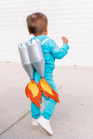 Walk and jump like an astronaut on the moon; Diy Space Family Costume Studio Diy