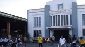 Wisatawan biasanya menghabiskan waktu sore hingga. Ini Kata Pt Kai Soal Revitalisasi Stasiun Tugu Tribun Jogja