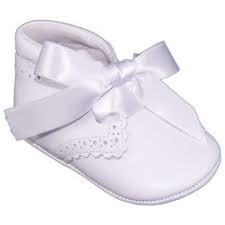 Parfait pour compléter la tenue de bébé pour un baptême ou une cérémonie. Boni Sidonie Chausson En Cuir Ceremonie Edouard Blanche Chaussures Chaussons Bebes Enfant 39 90