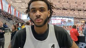 Greater New Bedford Voke's Daniel Ward captures 600m at @mass_state_track  Boston Holiday Challenge. @marathonsports