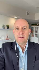 Andrew Cambridge's Instagram, Twitter & Facebook