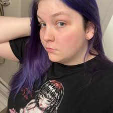 When will Redd come to the island?