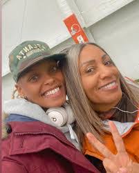 Carla Odom's Instagram, Twitter & Facebook