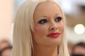 She has featured in several television shows in germany, mostly on vox. Daniela Katzenberger Ruhrend Gedenkt Sie Costa Cordalis Brigitte De
