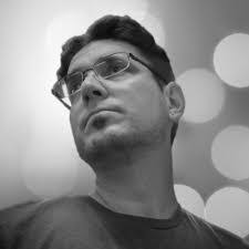 Damon Sullivan's Instagram, Twitter & Facebook