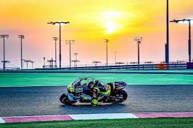 👀with rain expected tomorrow, the mad scramble to reach q2 was on at the end of fp2! Motogp Katar 2021 Zeitplan Tv Zeiten Und Livestream
