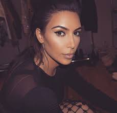 Pin By Kass On Cause I M A Girl Kardashian Beauty Kim Kardashian Makeup Kardashian Makeup