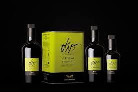 Pin De Beti Bu En Packaging Aceite De Oliva Botellas De Aceite De Oliva Aceite