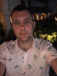 Neil Mccole's Instagram, Twitter & Facebook