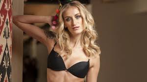 Model didem soydan, önceki akşam nişantaşı'daydı. Didem Soydan O Defteri Tamamen Kapattim Magazin