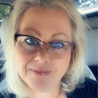 Laura Groen's Instagram, Twitter & Facebook