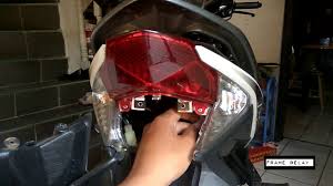 Cara pasang reflektor merah plate kereta. Cara Buka Lampu Belakang Vario 125 Youtube