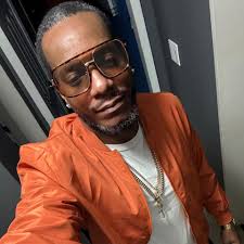 Rate 1-10 finna take old off put this on