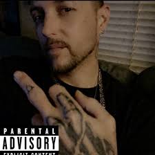 Giant Nuclear-Powered 'Flying Hotel' With GYM & Swimming Pool To Carry  5,000 passengers, That Can Stay Aloft For YEARS