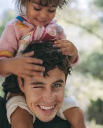 Kristina Keyes's Instagram, Twitter & Facebook