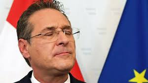 Zwei blaue burschen in ibiza. Neue Details Zu Ibiza Eine Rechte Dolchstosslegende Ndr De Fernsehen Sendungen A Z Zapp Medienpolitik