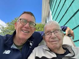 Reminiscing about time in Dana with F/Sgt Fred Howlett