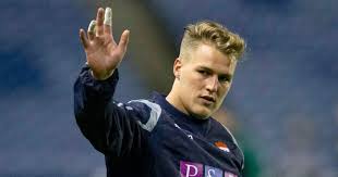 The edinburgh wing loves playing against. New Residency Debate After Van Der Merwe Gets Capped Then Leaves Rugbydump Rugby News Videos