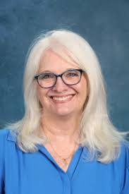 Renae Klein's Instagram, Twitter & Facebook