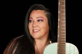 LACEY HILL IN OUR SPOTLIGHT INTERVIEW (ALTERNATIVE FOLK)