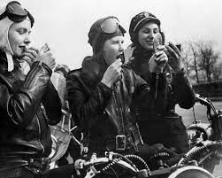 Pin On Vintage Photos