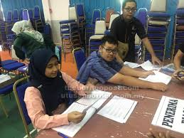 Rahman, ketua setiausaha kementerian sumber jabatan tenaga kerja (jtk) dan pusat kerjaya aman jaya (peka) akan diadakan pada 1 april 2014. Kerajaan Sarawak Tidak Pernah Arah Pejabat Daerah Tolak Program Bsh Utusan Borneo Online