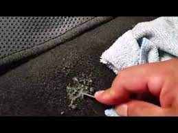 Koltuğa yapışan sakız lekesi de bu yöntemlerle çıkarılabilir. Halidaki Sakiz Nasil Cikarilir Youtube