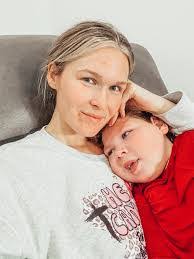 Rebecca Ream's Instagram, Twitter & Facebook