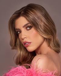 Isabel Cobo's Instagram, Twitter & Facebook