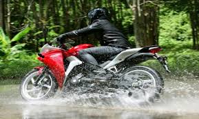 Check spelling or type a new query. Pemilihan Ban Motor Paling Tepat Agar Tak Selip Di Musim Hujan