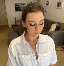 MIA RADULOVIĆ (@miaradulovicmakeup) · Cronulla Beach, NSW