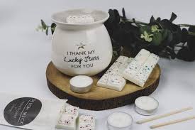Wax Melt Warmers Vs. Fragrance Candles | Scentsationals