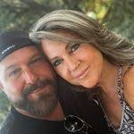 Lori Lammon's Instagram, Twitter & Facebook