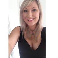 Nina Weeks (bogeylowenstein)