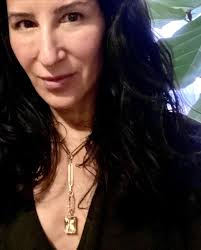 Follow me @loraerussodesign and @lorae_russo_jewelry_concierge to see  bespoke and wide range of fine jewelry services offered to individual  clients, stylist and other designers. Consultant services in progress for  design houses will not