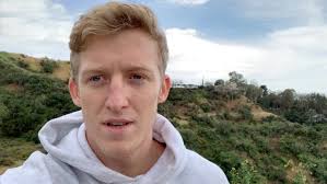 Tfue denies FaZe Clan claims that he wants to start his own team