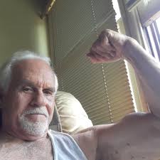 Player with 118-year-old wrist in ea sports fc mobile