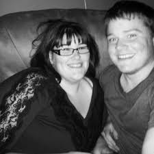 Kaden Tyler Burnett (@smellsof_updog)