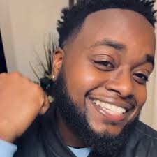 L'équipe de #JakePaul's a répondu à #IShowSpeed en disant qu'il pouvait  battre Paul dans un match de boxe, avec son manager Nakisa Bidarian offrant  à Speed 10 millions de dollars pour signer