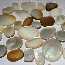 Mother Of Pearl Stone Cabochon Gemstone Price Per Gram Bhuvah Gemstone Prices Gemstones Pearl Gemstone