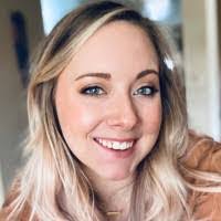 Abigail Kohler's Instagram, Twitter & Facebook