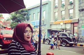 Kami memberikan kesempatan kepada anda yang ingin mengembangkan kompetensi diri sesuai bidang dan memajukan karir. Sharing Kenapa Gue Memutuskan Mau Jadi Mt Via Mardiana
