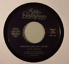 DJ排行榜> Randy quot Hotthobo quot Ellis > August Bizz