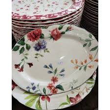 Hiasannya bersumberkan fesyen dan hiasan dalaman terkini, memberikan gaya yang pelbagai dan mengambarkan keunikan tersendiri kepada isi rumah. Sale Priscilla With Banding Tableware Claytan Series Pinggan Mangkuk Ceramic Plate Bowl Shopee Malaysia