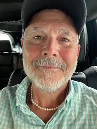 Yeah you are! And you look good doing it! 👏👏🤍🤍✨✨