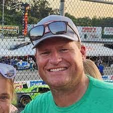 Pam Sarver's Instagram, Twitter & Facebook